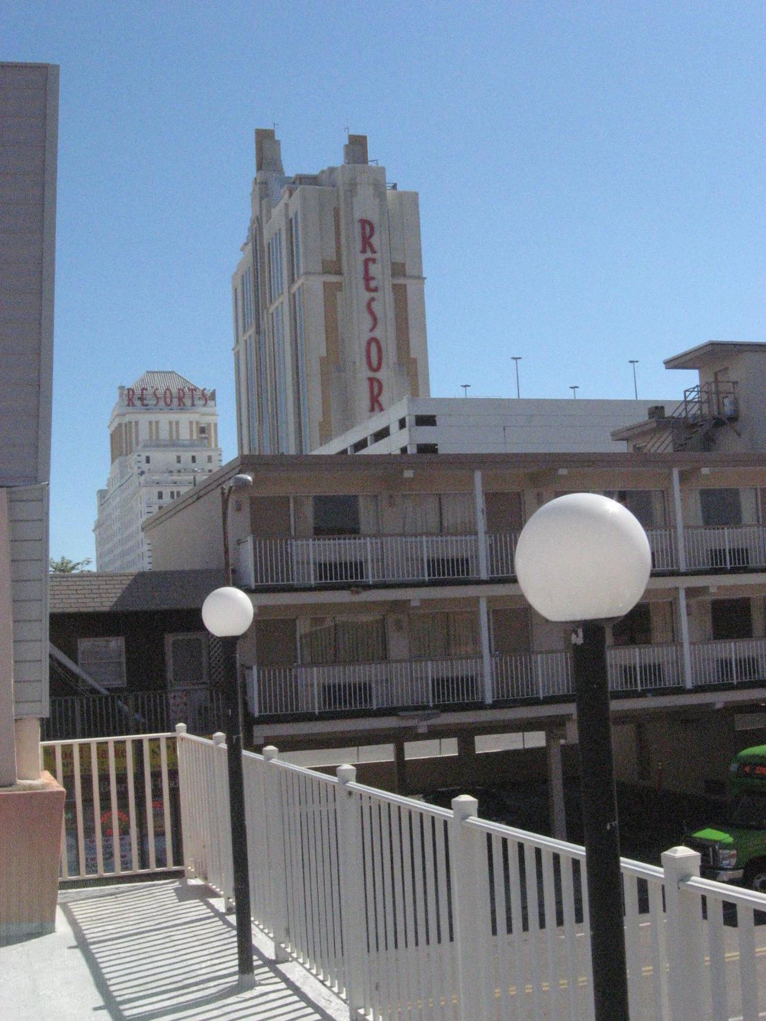 Atlantic Motor Near Boardwalk Atlantic City